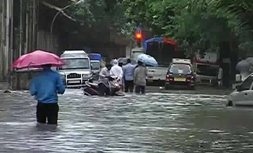 mumbai flood-6...